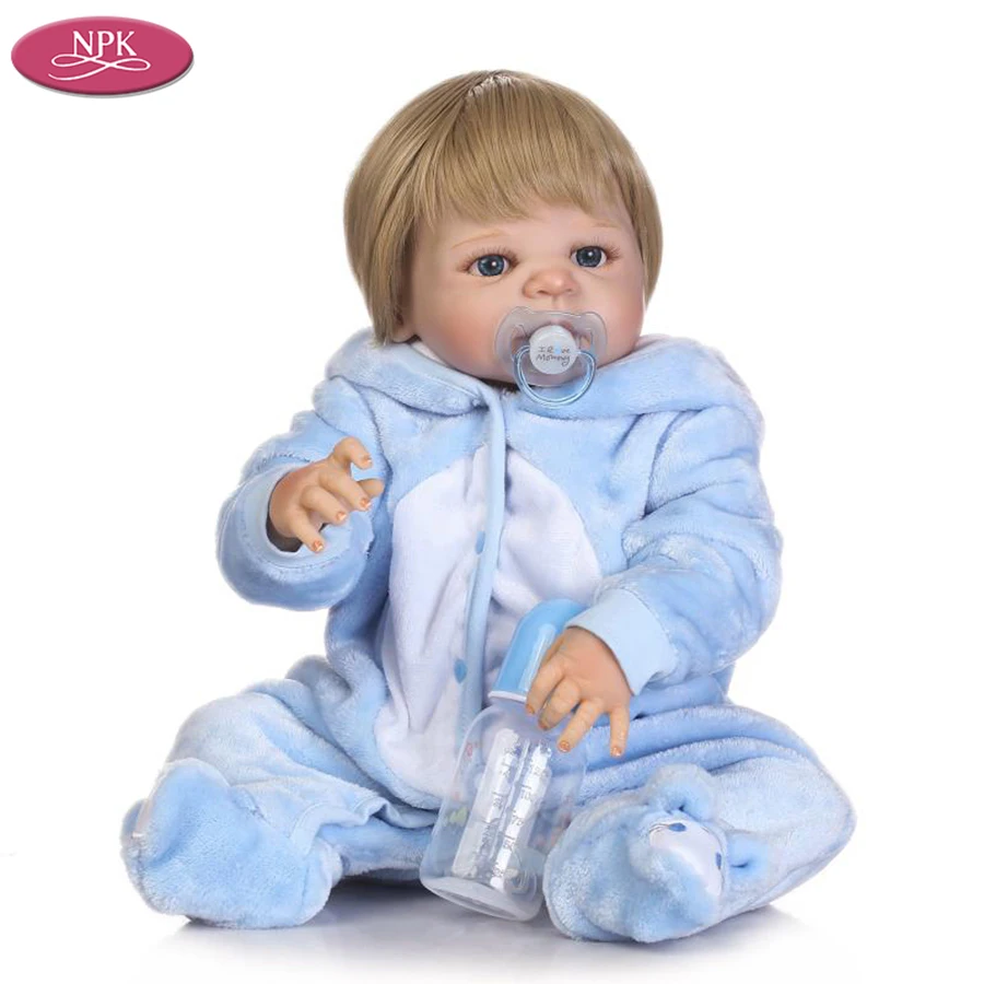 

NPK 57CM Lifelike FUll Body Silicone Boys Reborn Baby Doll Handmade Bebe Alive Reborn Bonecas With Magnetic Pacifier Feed Bottle