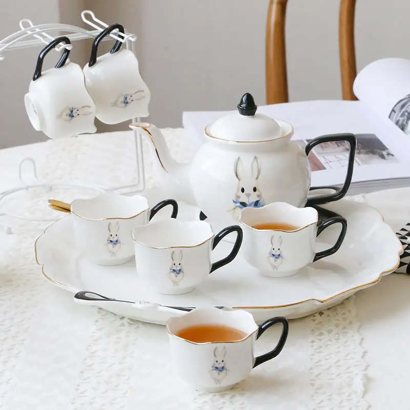 British porcelain coffee cups set Rabbit pattern Top-grade bone china tea cup Teatime Afternoon Tea Teapot Coffee Cup Gifts British porcelain coffee cups set Rabbit pattern Top-grade bone china tea cup Teatime Afternoon Tea Teapot Coffee Cup Gifts