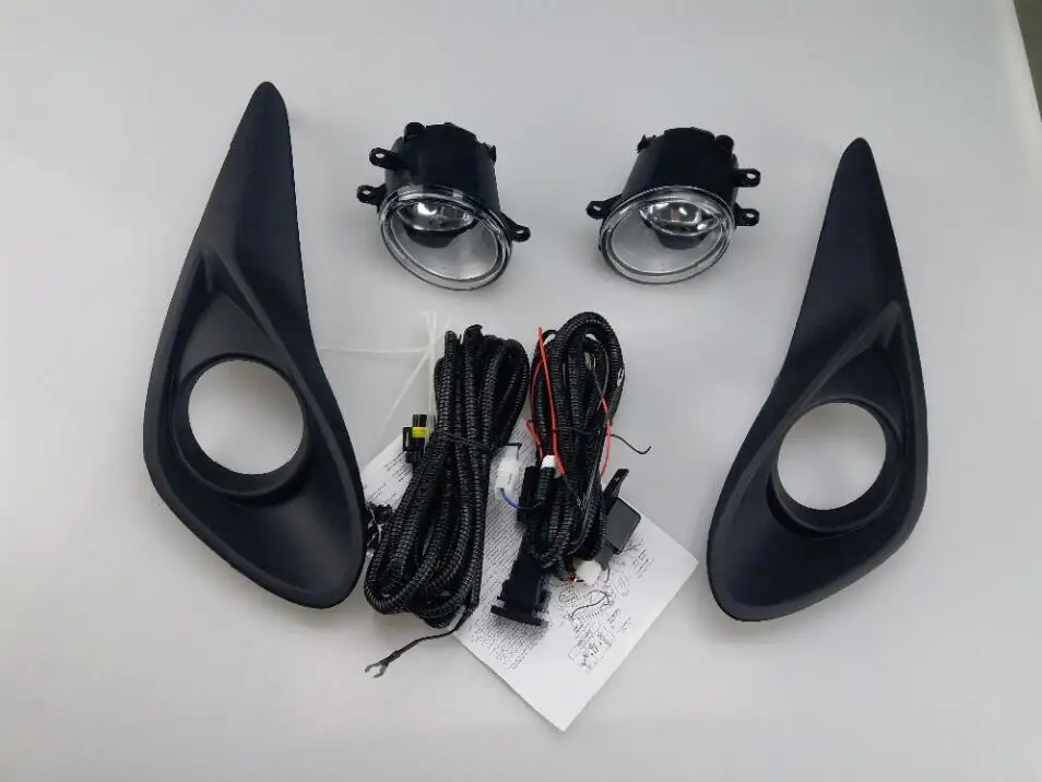 

Car bumper lamp for Toyota Aqua fog light 2018 2019year 4300K Halogen bulb wire of harness with 1pcs ON/OFF Switch accessories
