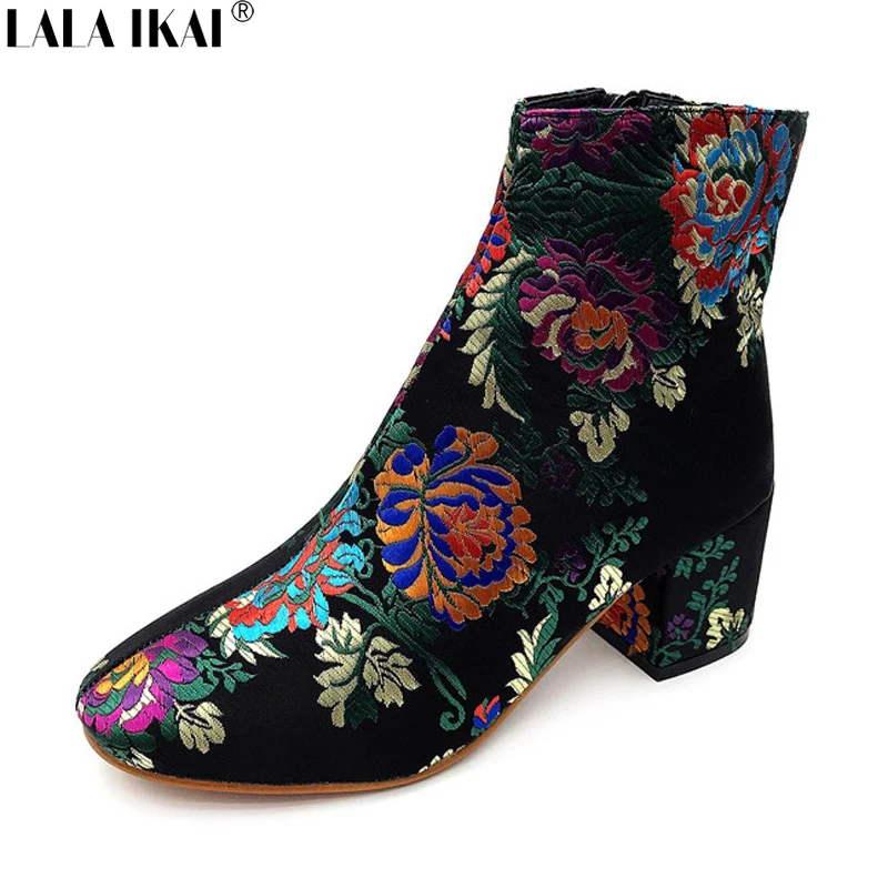 

LALA IKAI Fashion Winter Women's Boots Embroidered High Heel Ankle Boots Round Toe Flower Pattern Ladies' Shoes XWC2320-5