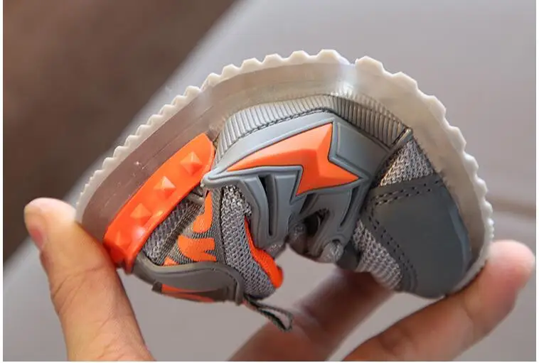 kids led shoes (76)