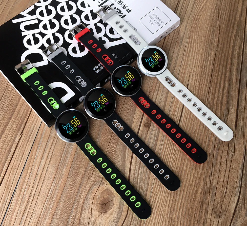 10pcs/Lot Q8 Round Colored Touch Screen Fashion Sports Watch For Men & Women  Waterproof  Bluetooth Smart sync for Smartphone