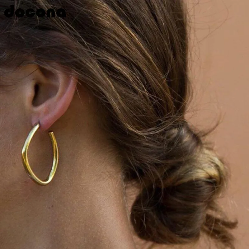 

Docona Retro Gols Silver Color Square Geometric Drop Earring For Women Punk Metal Irregular Piercing Earrings Party Jewelry 6991