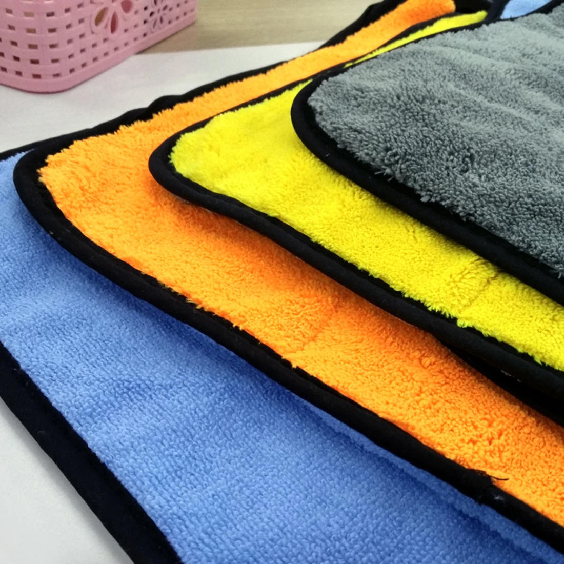 BU Bauty 45cmx38cm Super Thick Plush Microfiber Car Cleaning Cloths Car