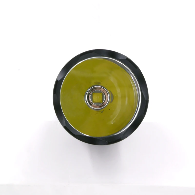 C12-UE XHP50.2 Flashlight (13)