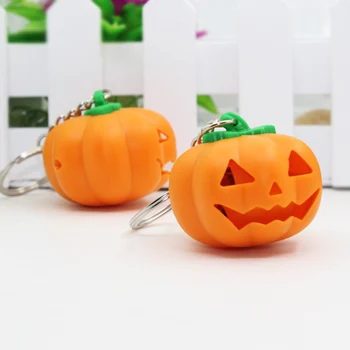 

New Fashion Halloween Pumpkin LED Keychain with Sound Pumpkin Keyring Glowing Key Chain Pendant Bag Gift LB