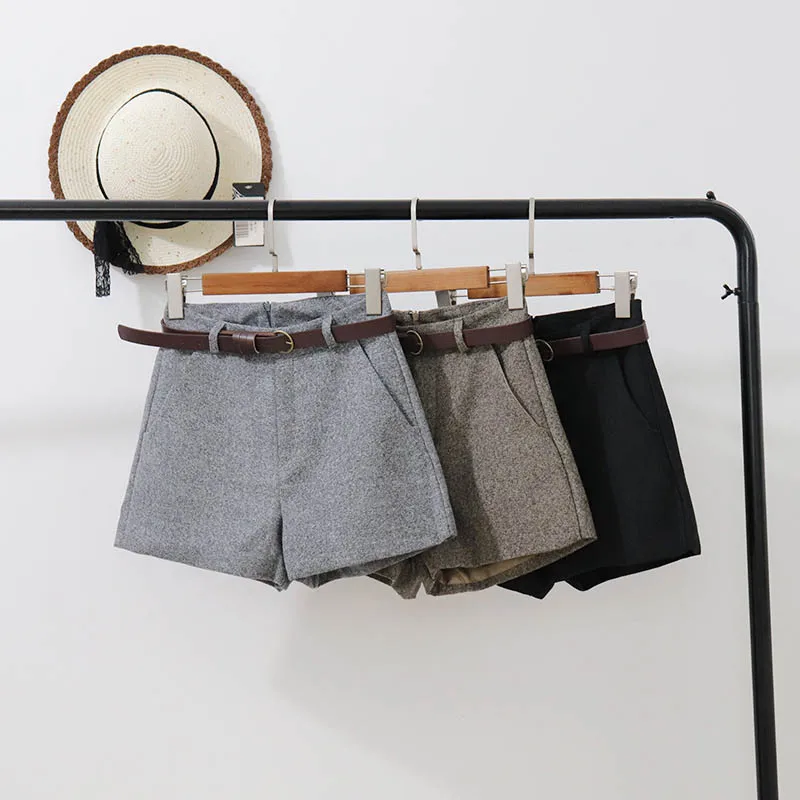 

NORMOV New Autumn Winter Women's Casual Comfortable Elegant Wild Shorts With Belt Woolen Shorts Slim Wide Leg A-Line Shorts