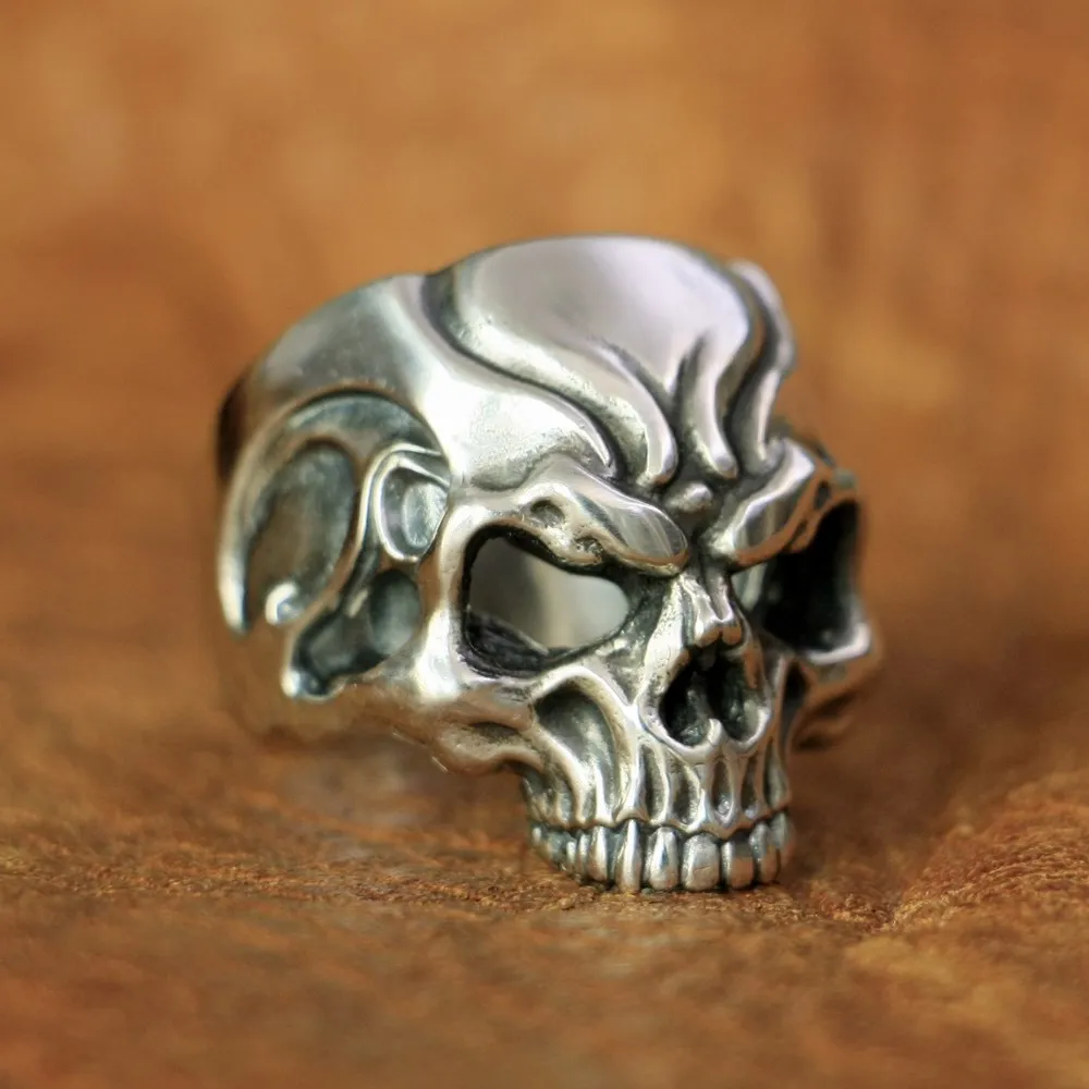 LINSION 925 Sterling Silver Hollow Angry Skull Ring Mens Biker Punk