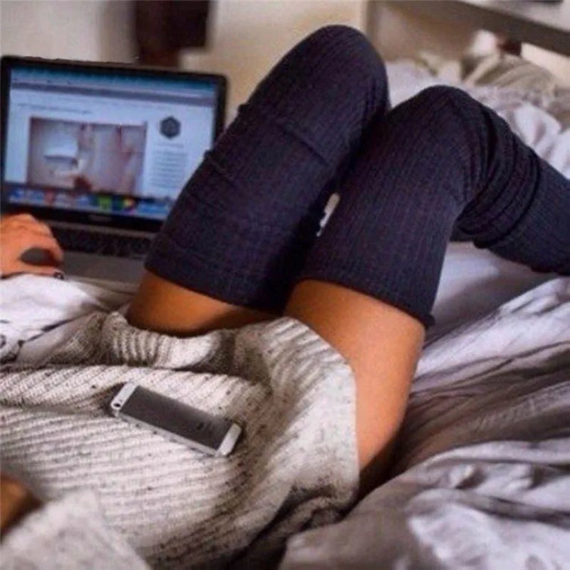 1 пара, теплые Гольфы выше колена для девушек и женщин, 4 однотонных цвета, модные сексуальные длинные хлопковые чулки