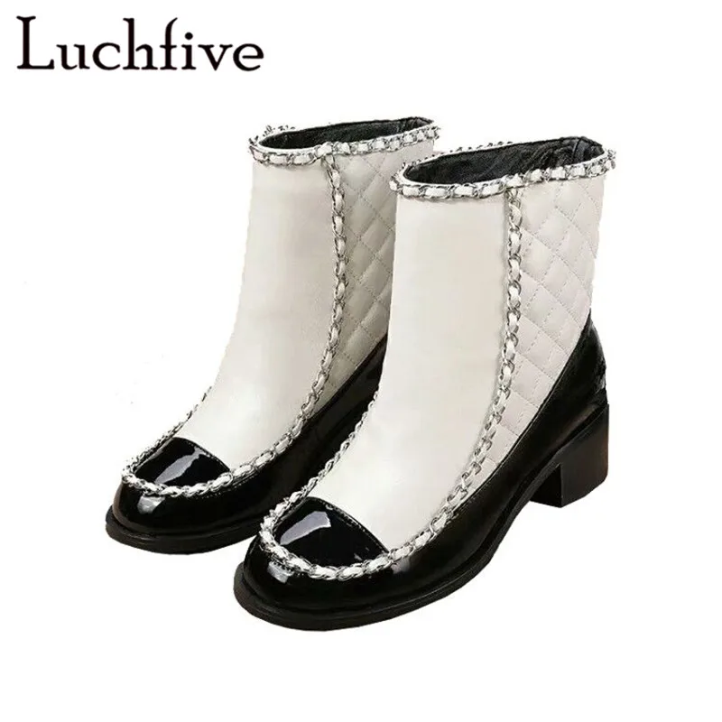 

2018 Genuine leather patchwork short botas middle heels metal chain decor ankle boot for women runway design winter shoes