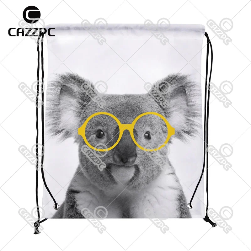 Mignon Koala Animal Noir Et Blanc Avec Des Lunettes Jaunes Imprimer Personnalise En Nylon Tissu Cordon Sac A Dos Sac Cadeau Aliexpress