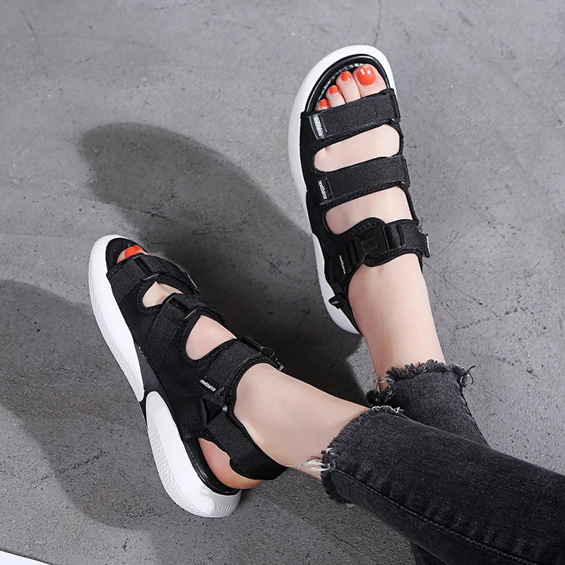 

2019 Fashion Summer Women's Sandals Air Mesh Buckle Chunky Platform Shoes Female Thick Soled Beach Sandals Woman Casual Shoes