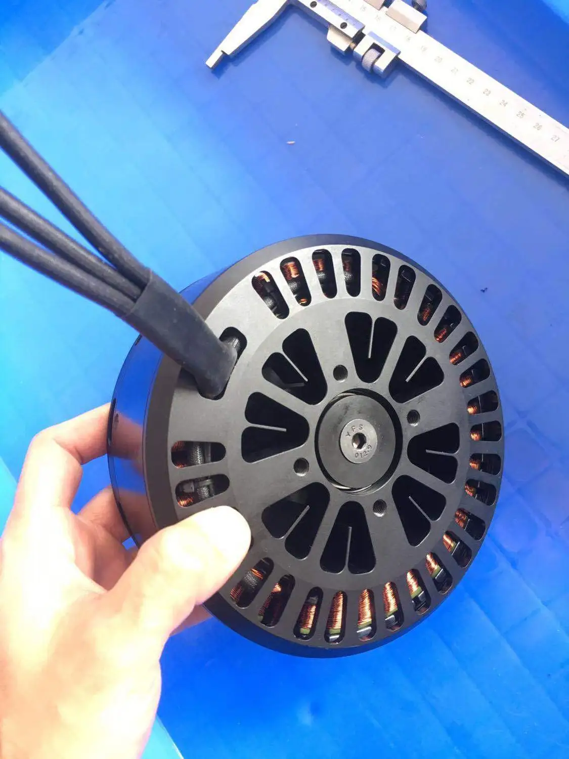 Industrial grade 50KG plant protection disc type brushless motor H140 KV80 large tension adapter 40 inch carbon fiber propeller