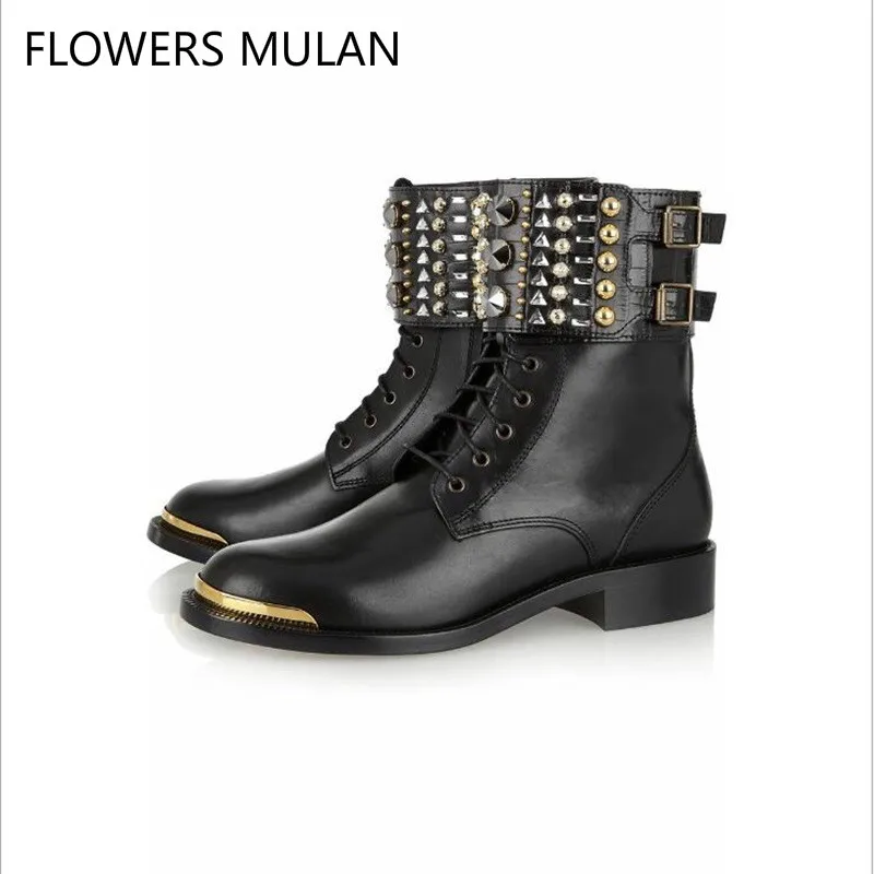 

Newest Motorcycle Boots Black Leather High Quality Women Shoes Low Heels Ankle Boots Women Sliver Gold Rivet Shoes Winter J120