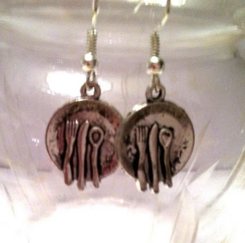 50 Pair Fashion Antique Silver Alloy DINNER PLATE Fork Knife Spoon Charms Drop/Dangle Earrings For Women Jewelry P1533