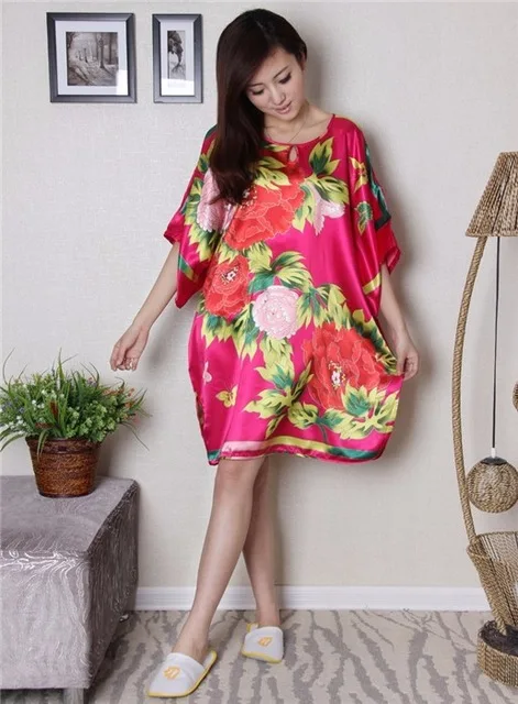 Ярко-розовый Новинка китайский женский традиционный Атласный халат сексуальная ночная сорочка Очаровательная ночная рубашка один размер - Цвет: 17