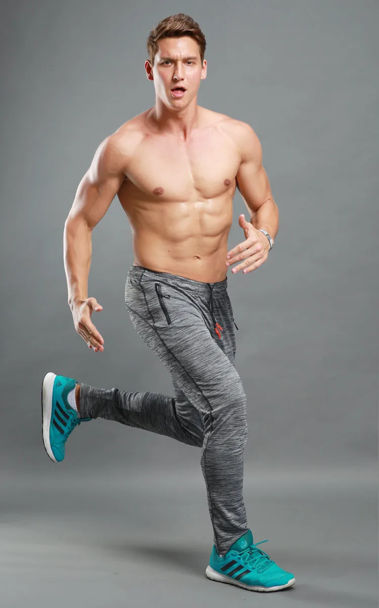 4347099991_2059040966