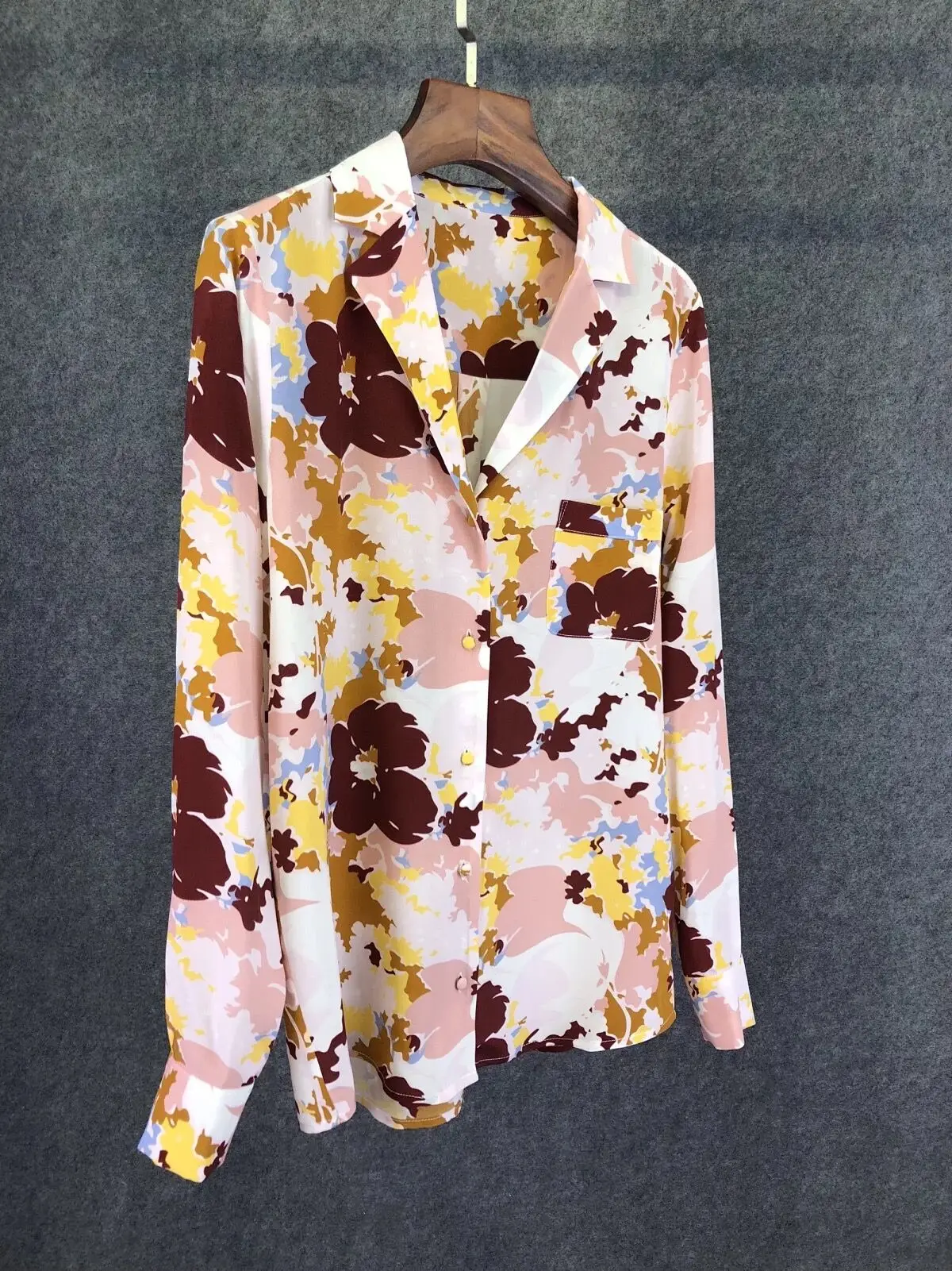 امرأة قميص الربيع الصيف زهرة طباعة قميص حريري امرأة قميص الربيع الصيف زهرة طباعة قميص حريري