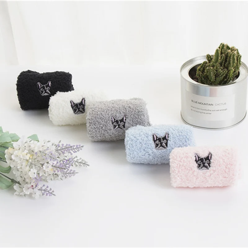 [EIOISAPRA]Warmer Coral Fleece Color Meias Pug Embroidery Harajuku Warm Socks Women Funny Socks Art Japan Calcetines Mujer
