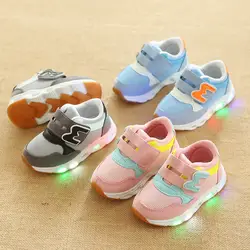 2018 Европейская мода лоскутное детское повседневная обувь светодиодный освещенные Прохладный обувь для мальчиков и девочек прекрасный