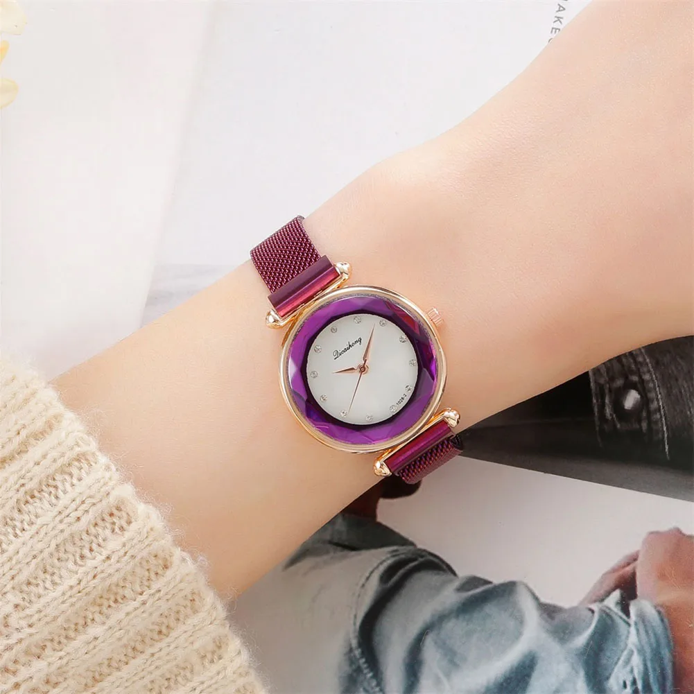 

Women Simple Analog Quartz Watch White Dial with Alloy Net Strap @M23