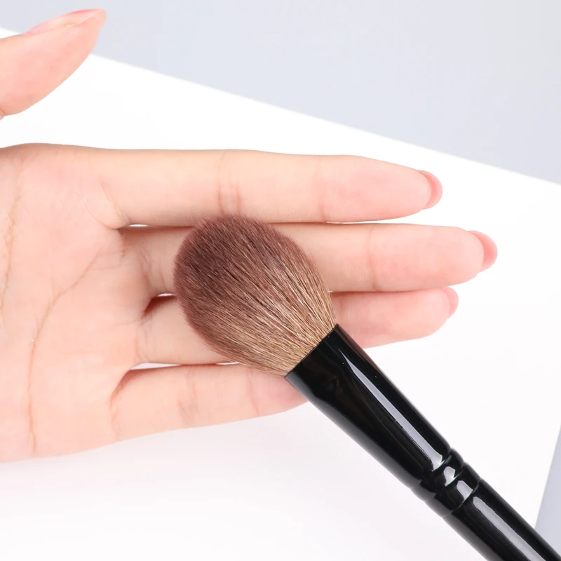 Alinmi WG-SEREIS BRUSH 21 Cheek Brush _ 3