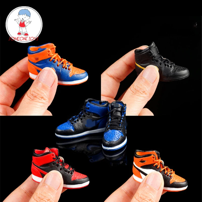 Günstige Action Figur Zubehör 1 6 Turnschuhe Hohl Schuhe Modell Für Männlichen Sport Basketball Star Figur Puppen
