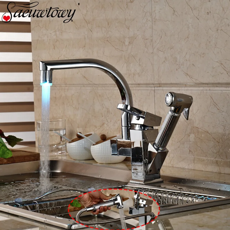 

Chrome Finished Color Changing LED Pull Out Kitchen Faucet Single Handle Hot&Cold Water Kitchen Mixer Tap with Side Sprayer
