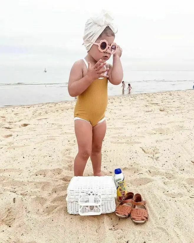 

2019Summer New Fashion Newborn Baby Boys Girls Knitted Casual Pure Sleeveless Bodysuits Summer Causal New Holiday Beach Clothing