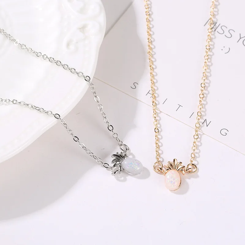 

Shiny Bling Artificial Opal Stone Pineapple Golden Silver Chain Fruit Necklace for Women