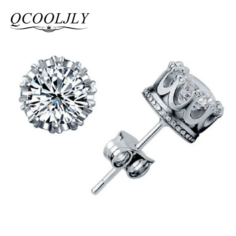 

QCOOLJLY New Fashion Sliver Color Fashion Jewelry 8MM Round 2 Carat Cubic Zirconia Silver Stud Earrings For Women Wedding Gift