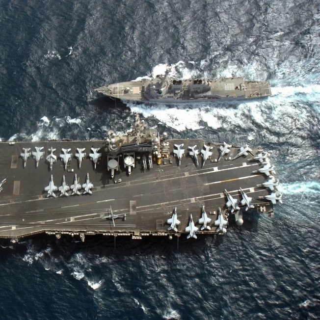 Guided missile destroyer USS McCampbell comes alongside USS Ronald Reagan Poster Print (34 x 22)