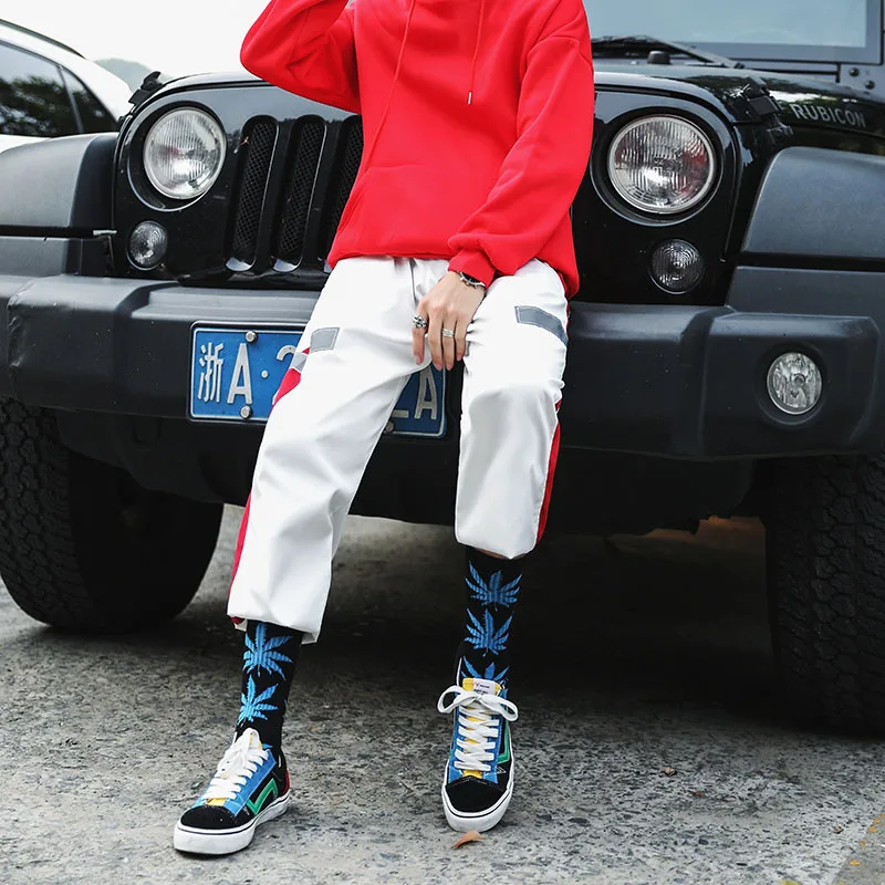 1 زوج الرجال الأزياء الأعمال الاعشاب القنب جوارب قطنية الشارع الأزياء لوح التزلج زوجين المتناثرة الاتجاه الجوارب تعطي الرجال هدية 2019