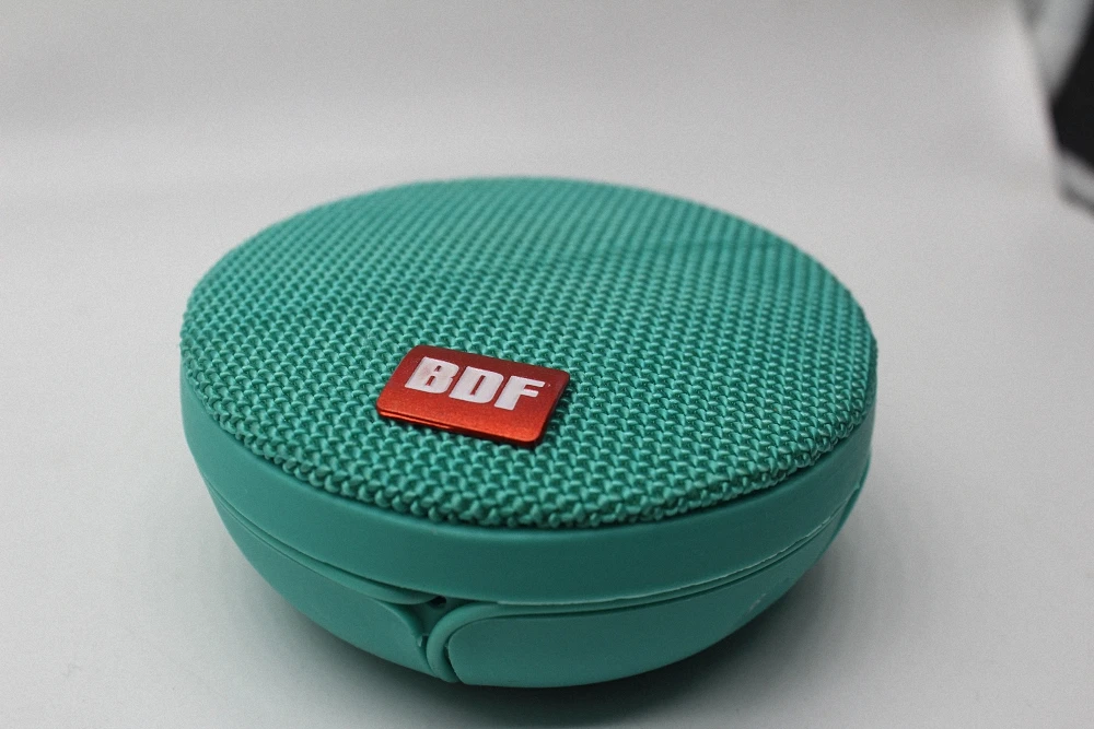 BDF открытый Душ портативный динамик мини Bluetooth динамик модный дизайн Bluetooth водонепроницаемый хороший бас Hi-Fi приемник
