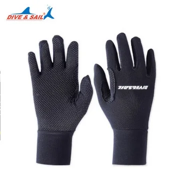 

Hot selling Scuba Wetsuit Diving Surfing Snorkeling Kayaking Winter Swimming Gloves 1.5MM Neoprene Skid-proof Swim Gloves