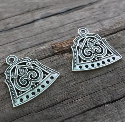 1pcs Dropshipping Slavic Jewelry Makeing For Charms Women Pendant, Ethnic Style Viking Brooch Buckle Lunula Jewelry For Cool Men