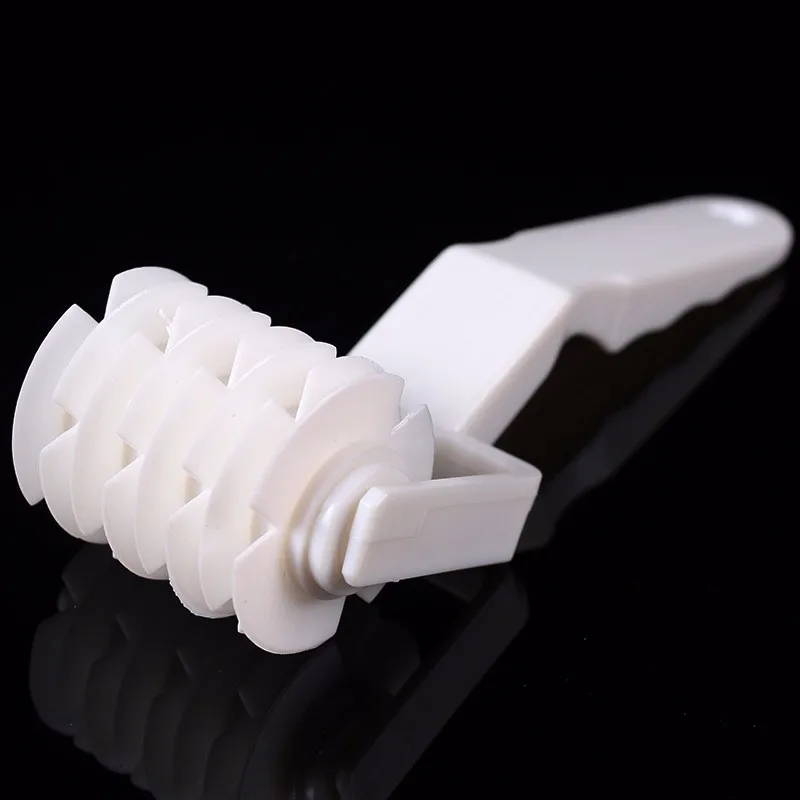 Plasitc-white-Pizza-tools-Bread-Pastry-Cutter-Pie-Baking-Tool-Cookie-Lattice-Roller-13-cm-6