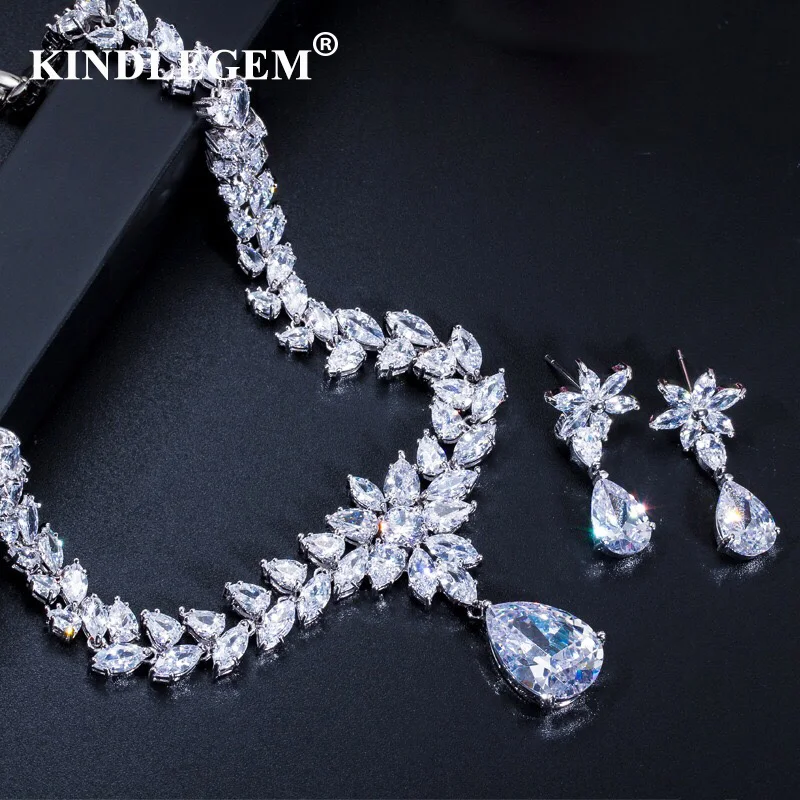 

Kindlegem Luxury Bling Bling Zircon Jewelry Set Fashion Earrings Necklace European Dubai Bride Engagement Anniversary Bijoux