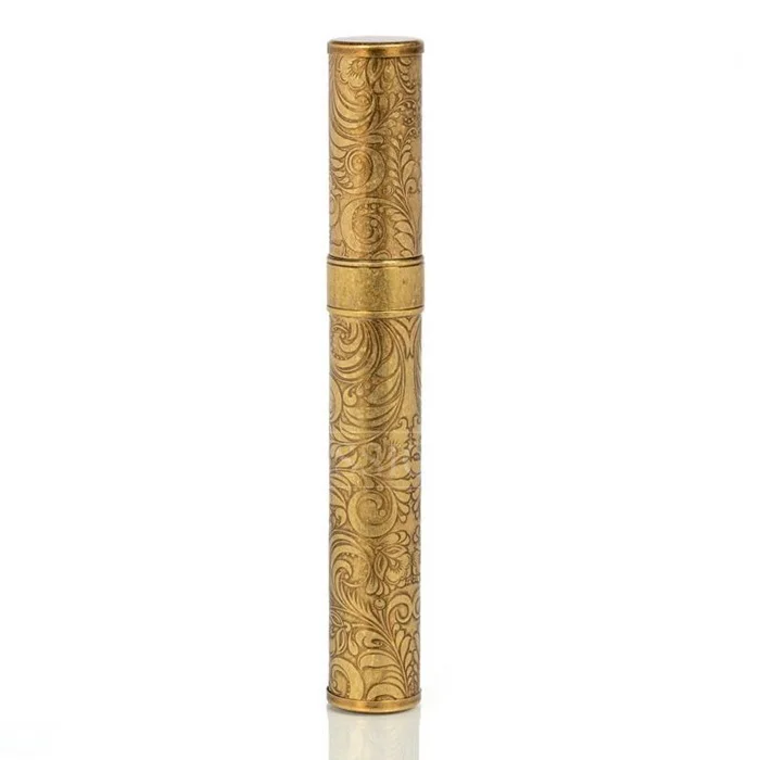 

COHIBA Retro Bronze Flower Pattern Portable Stainless Steel Cigar Tube Holder Travel Cigar Case Jar Mini Humidor Box Metal