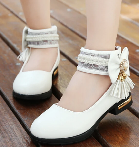 Осень г. Новые тонкие туфли корейская детская обувь для девочек Женская обувь принцессы на высоком каблуке повседневная черная обувь для девочек