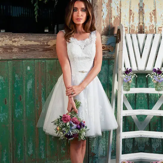 Новое прибытие короткие колен свадебные платья 2017 line кружева аппликации dress alibaba