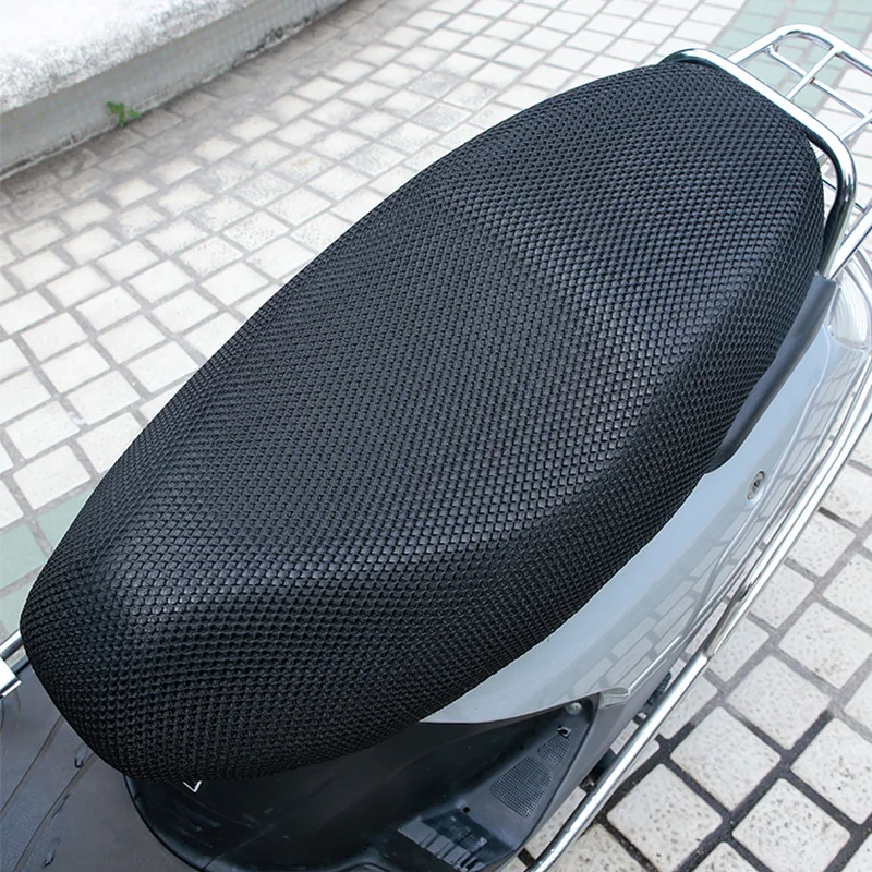 S New Breathable Summer 3D Mesh Motorcycle Seat Cover Sunscreen Anti-Slip Waterproof Heat insulation Cushion protect Net Cover - Цвет: Black-S