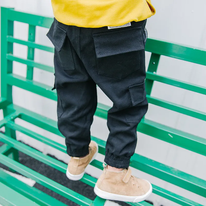 Billige Mode Kinder Jungen Casual Hosen Kleinkind Hosen Jungen Hosen 2018 Neue Armee Grün Patch Tasche Teen Cargo Hosen Größe 3  10 jahre