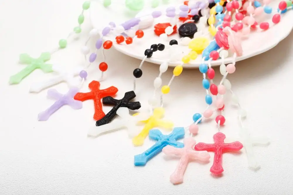 

2019 Summer Beaded chain Cross necklace Religious Jewelry Women's necklace