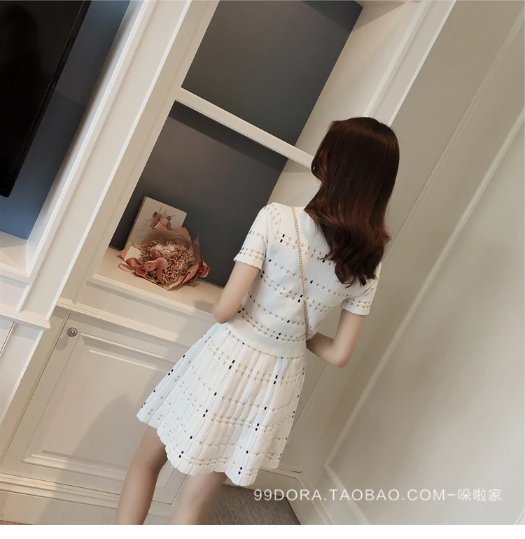 women's sets New Fashion Women's Spring Thin Knitted Striped Crop Top and Mini Skirt Suit Set Two-piece Girl's Skirt Summer Clothing Sets sweat suits women