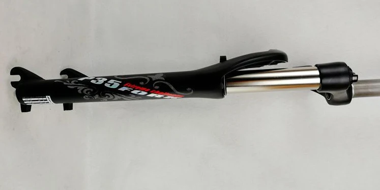 26 дюймовая Велосипедная вилка для велосипеда MTB, Велосипедная вилка с пневматическим маслом, подвесная вилка из алюминиевого сплава для 4," шин 135 мм