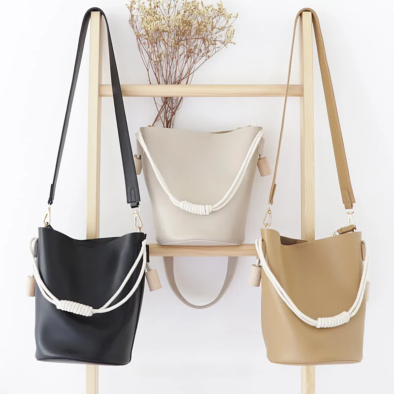 

High Quality Artificial Leather Bucket Bag Women Pu Leather Stylish Designer Japanese Style Handbag Teenager Daily Messenger Bag