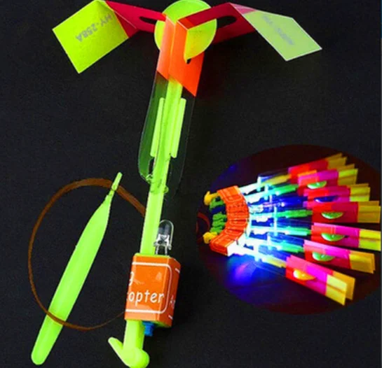 12 шт. светодиодный флаер, светодиодный Летающий вертолет с удивительной стрелой, Летающий зонтик, детские игрушки для улицы, детская игрушка - Цвет: Random Color
