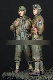 

1/35 Resin Figures WWII Soldier Armored Division Set 2pcs/set Model Kits