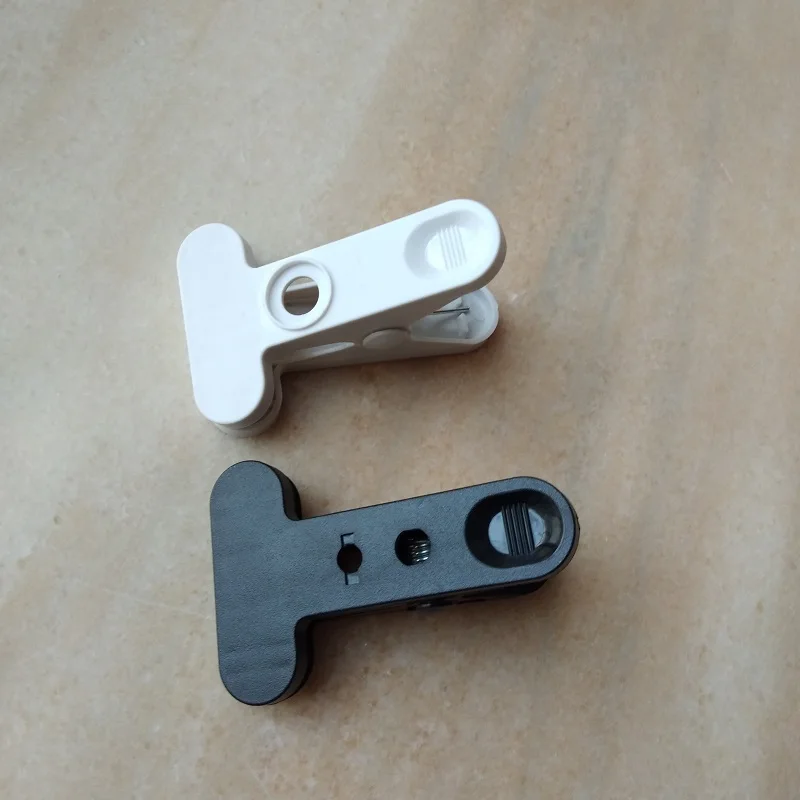 2pieces-lot-black-white-stronger-plastic-fixed-spring-clamp-clip-big-clip-for-bed-room-lamp.jpg
